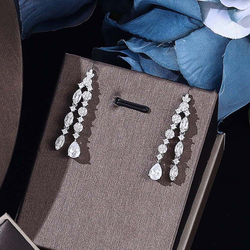 Luxurious Waterdrop Jewelry Set