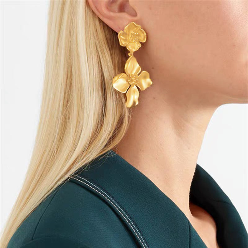 Lady Gold Flower Earrings