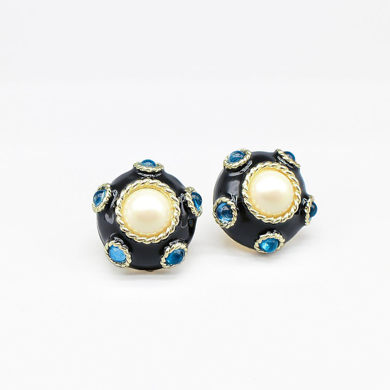 Pentagram White Pearl Stud Earrings