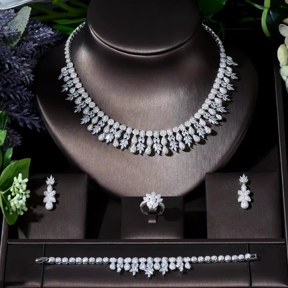 Fashion Maple Leaf Design Zircon Jewelry Set