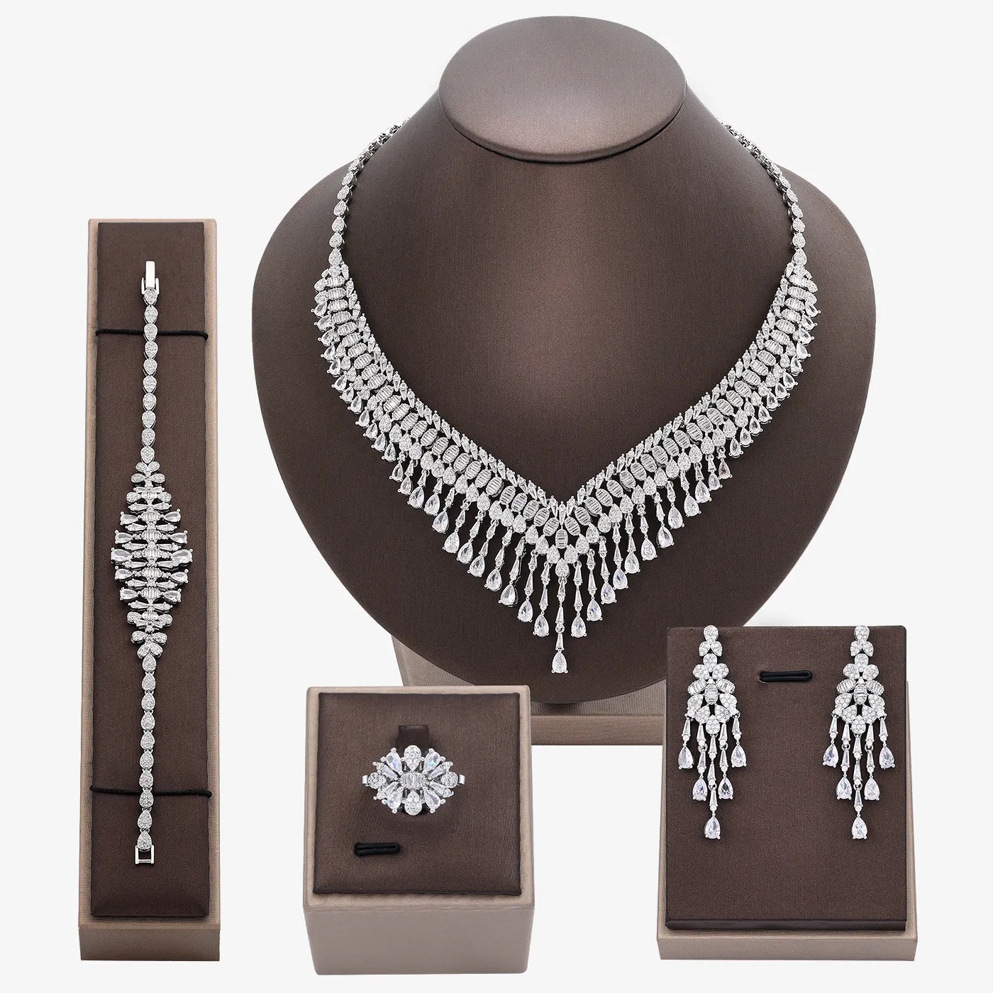 Stylish Dubai Plumbing Jewelry Set