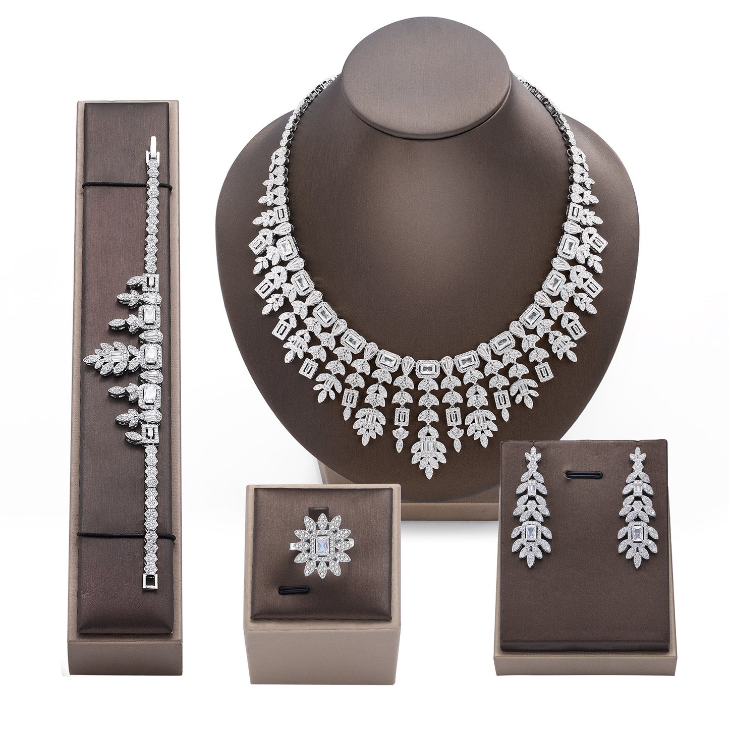 Micro-diamond-studded teardrop tassel necklace set with zircon