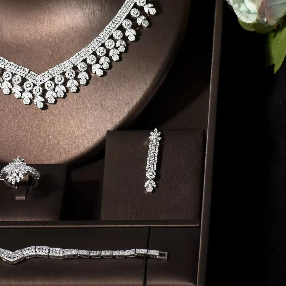 Elegant Royal Court Diamond Set