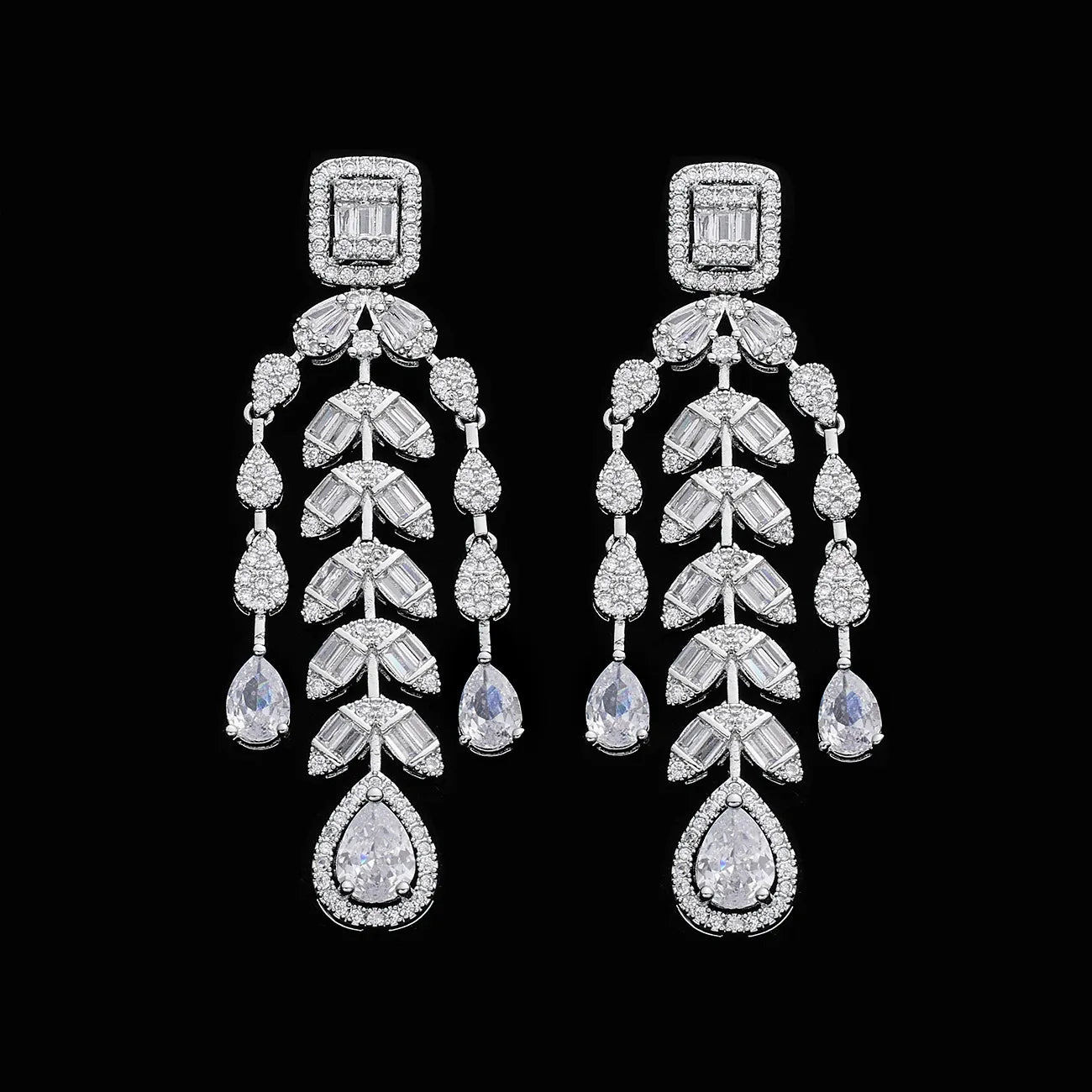 Luxurious Royal-Style Diamond Jewelry Set