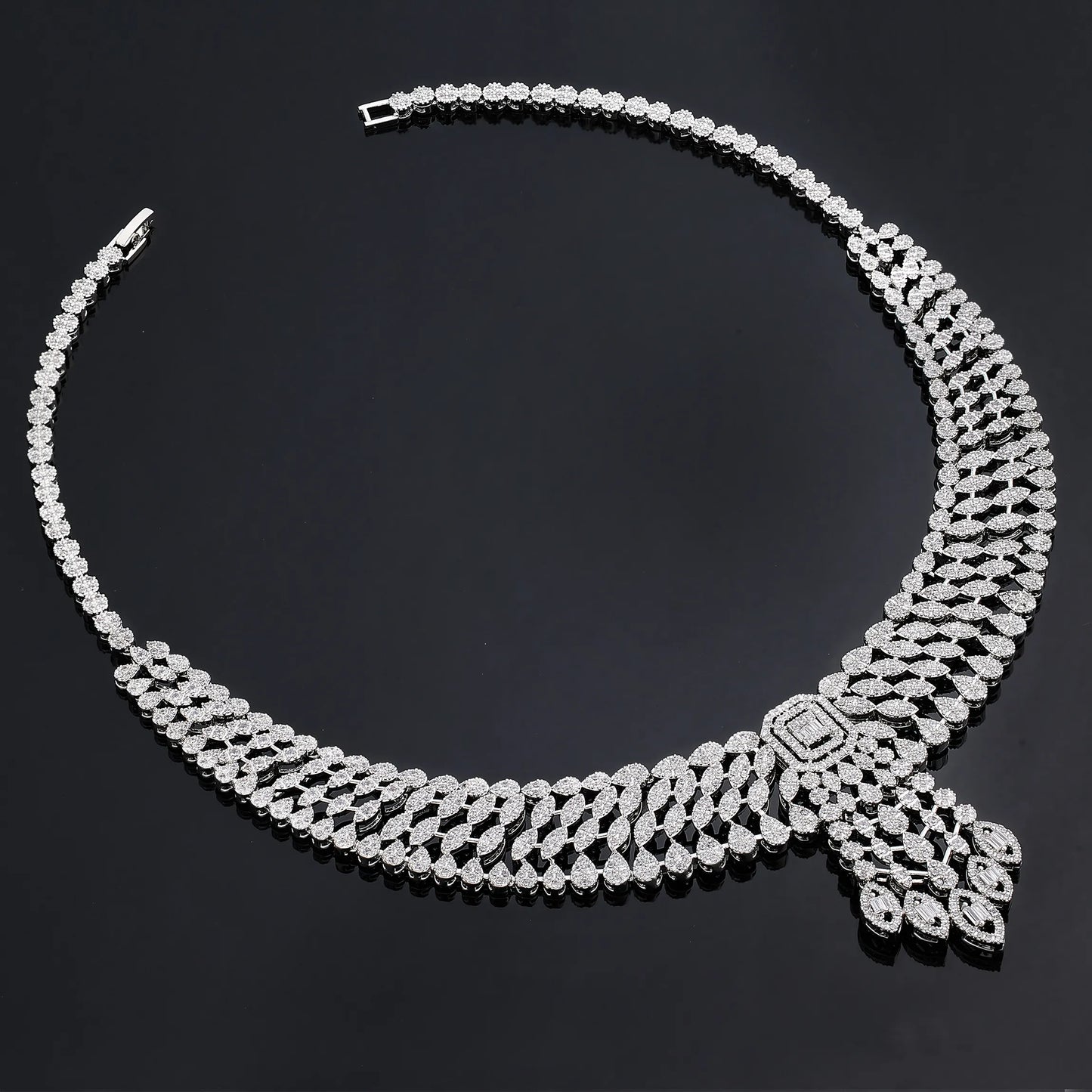 Luxurious Leaf-Inspired Zircon Bridal Jewelry Set