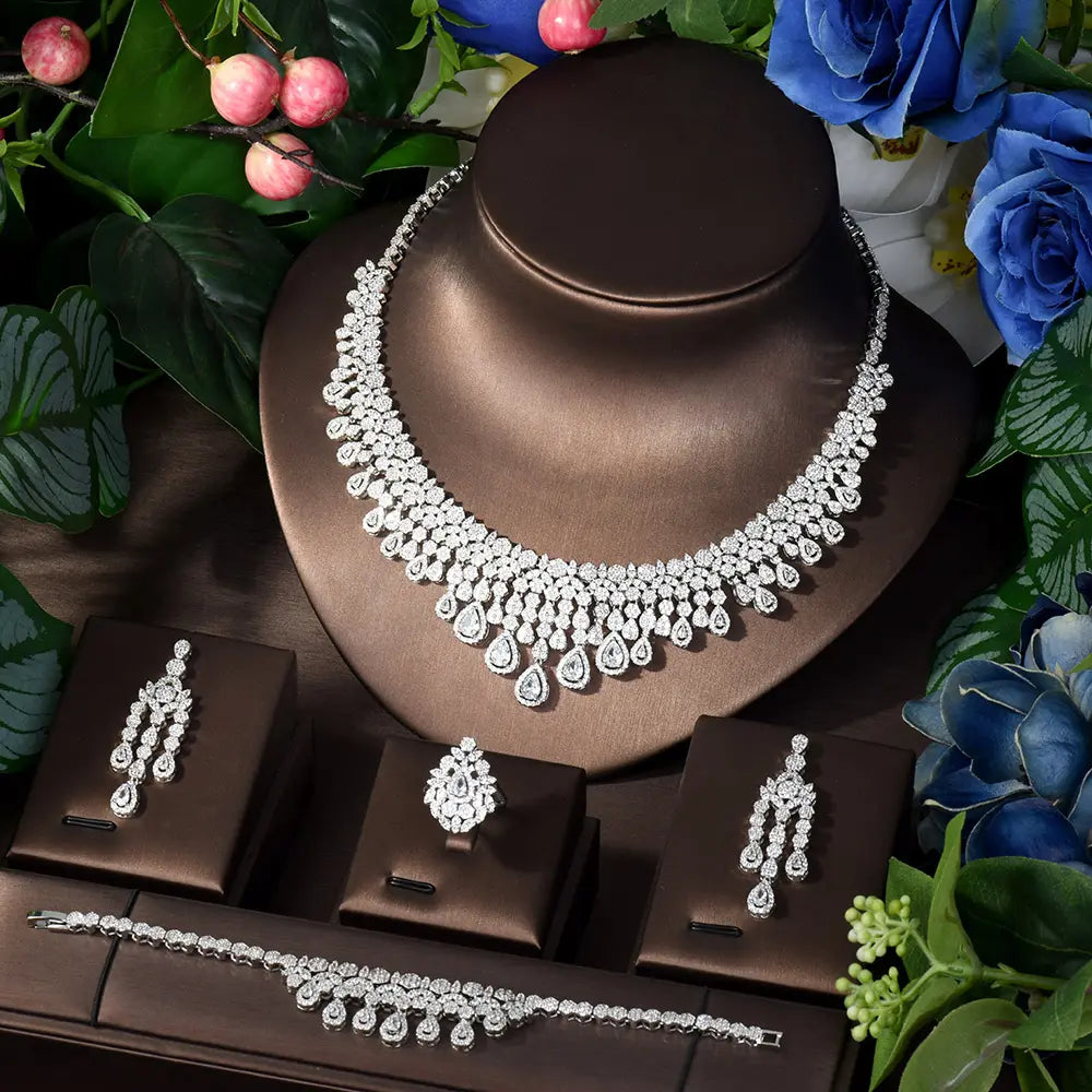 Luxurious Elegant Teardrop Zircon Jewelry Set