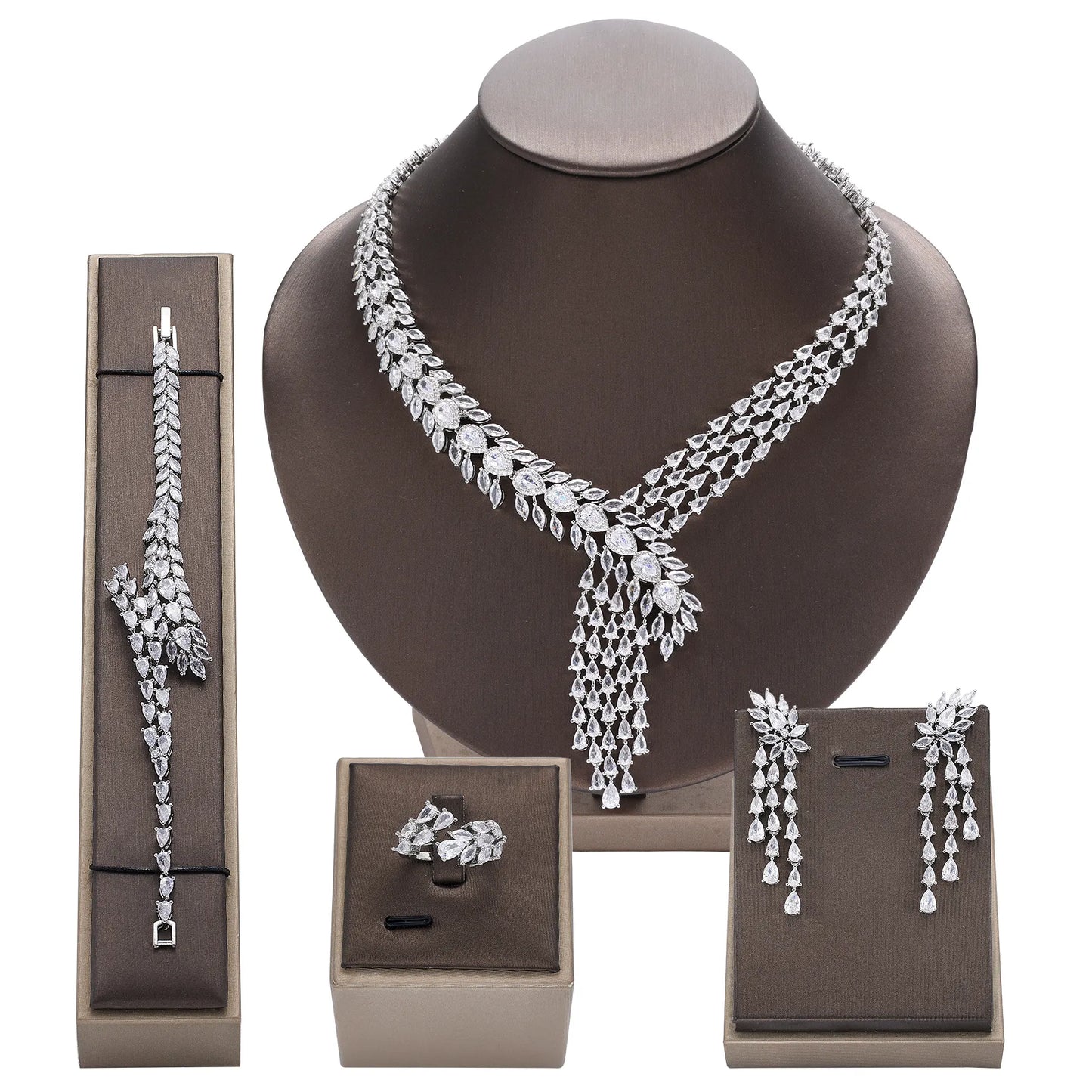 Sophisticated Elegance Leaf Vein Tassel Diamond Set