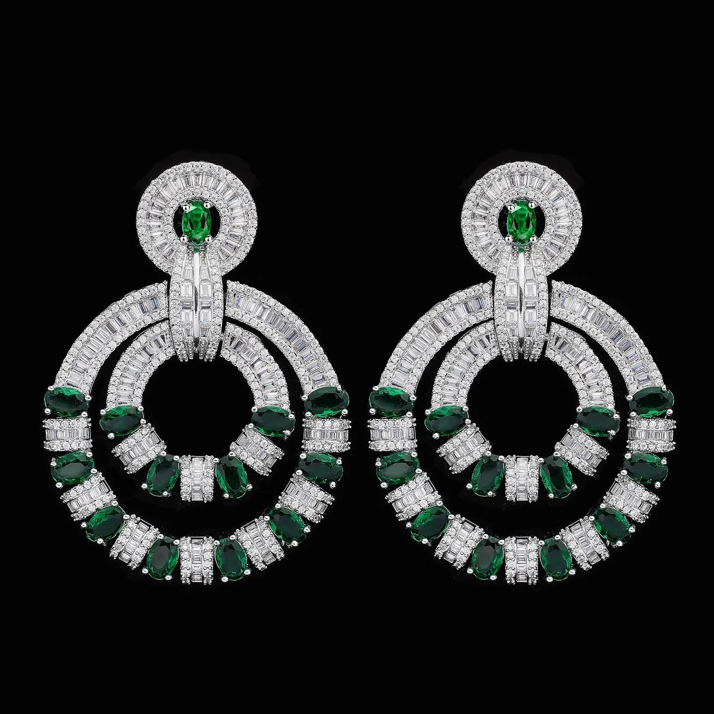 Dazzling Emerald Luxury Jewelry Set